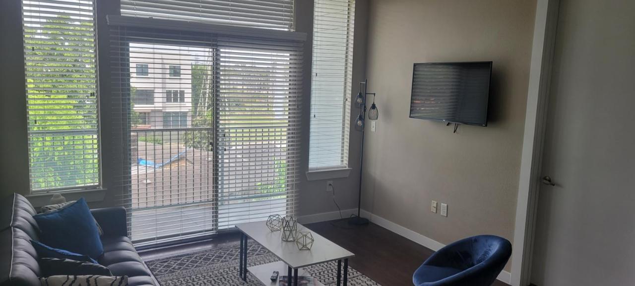 Luxury 1Br Condo Wbalcony - Galleriariver Oak Houston Exterior photo